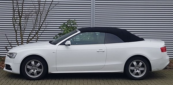 Audi A5 Verdeckbezug schwarz